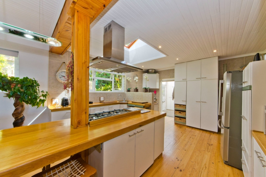 4 Bedroom Property for Sale in Heuwelkruin Western Cape